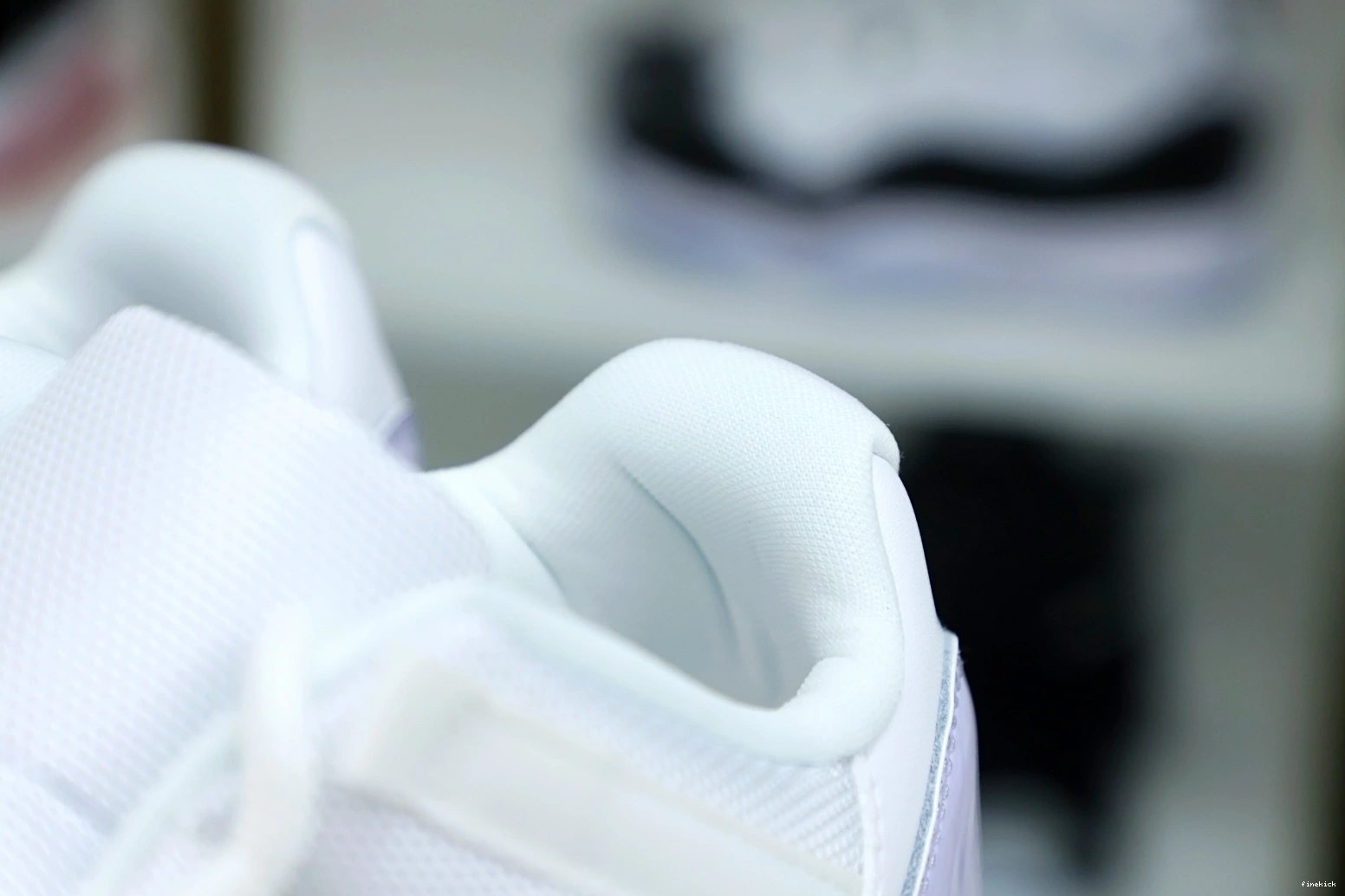 VIOLET LOW 11 JORDAN PURE AIR 0303